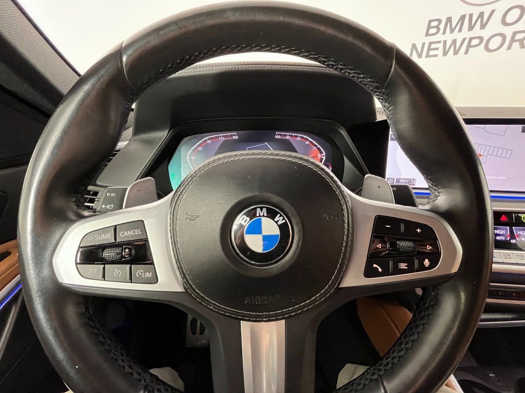 Used 2022 BMW X6 xDrive40i w/ M Sport Package image 12