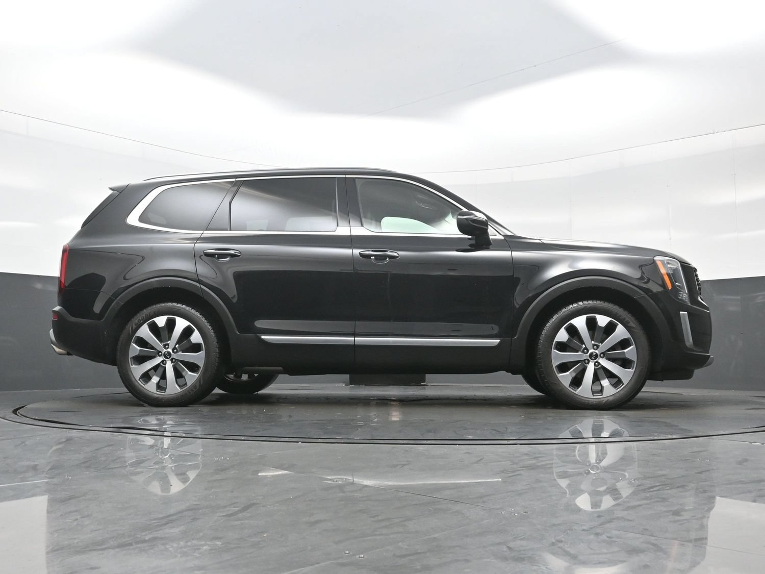 Used 2020 Kia Telluride S AWD/4WD image 35