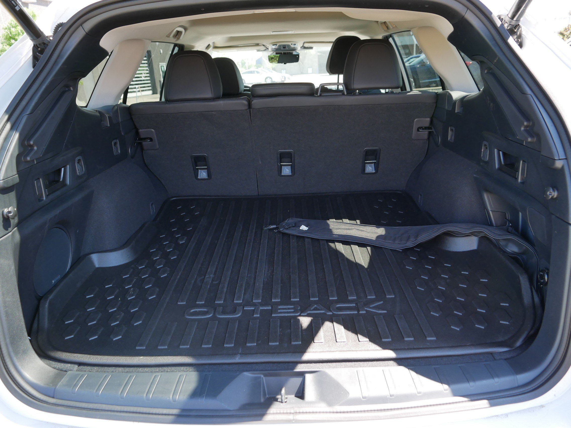 Certified 2025 Subaru Outback Touring XT AWD/4WD image 18