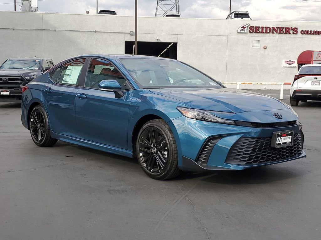 New 2026 Toyota Camry SE FWD image 10