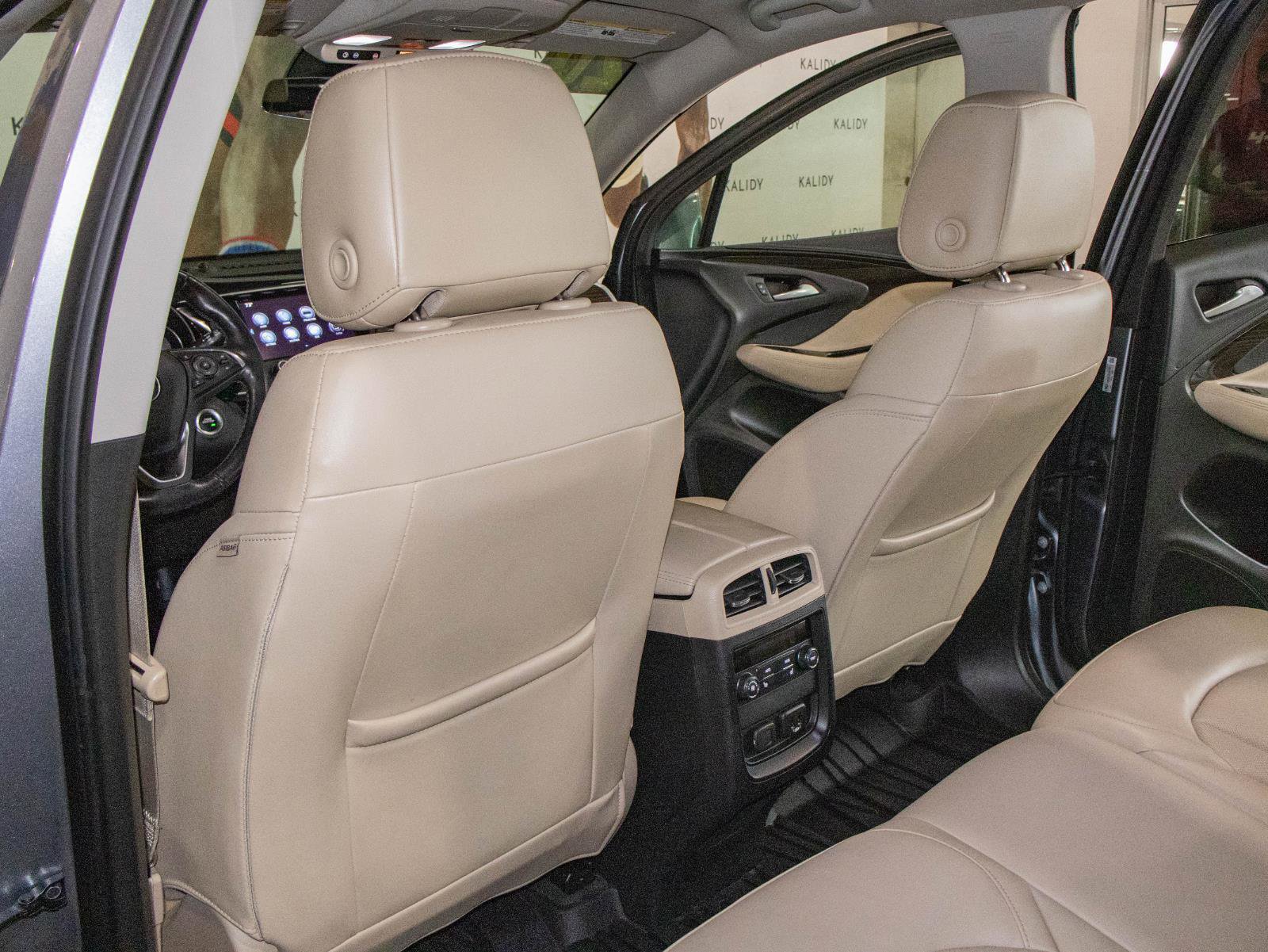 Used 2020 Buick Envision Essence FWD image 10