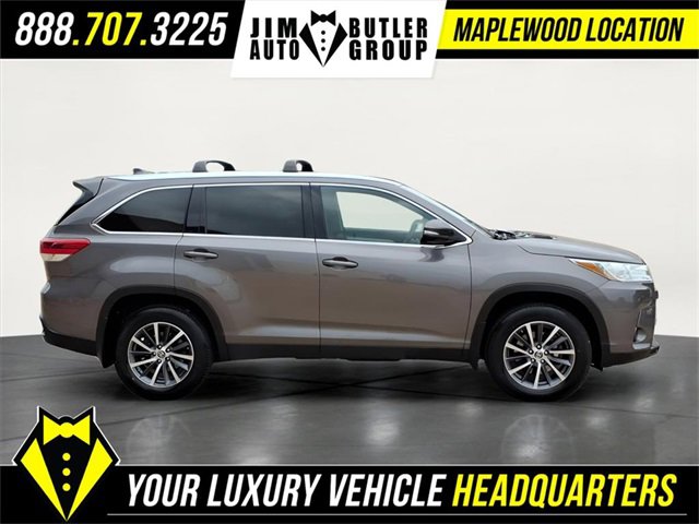 Used 2019 Toyota Highlander XLE image 5