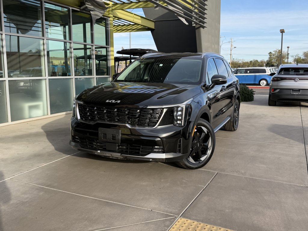 Used 2025 Kia Sorento EX image 2