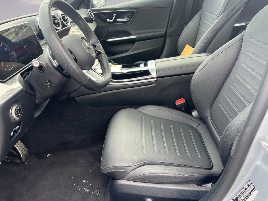 Certified 2025 Mercedes-Benz C 300 4MATIC Sedan image 9