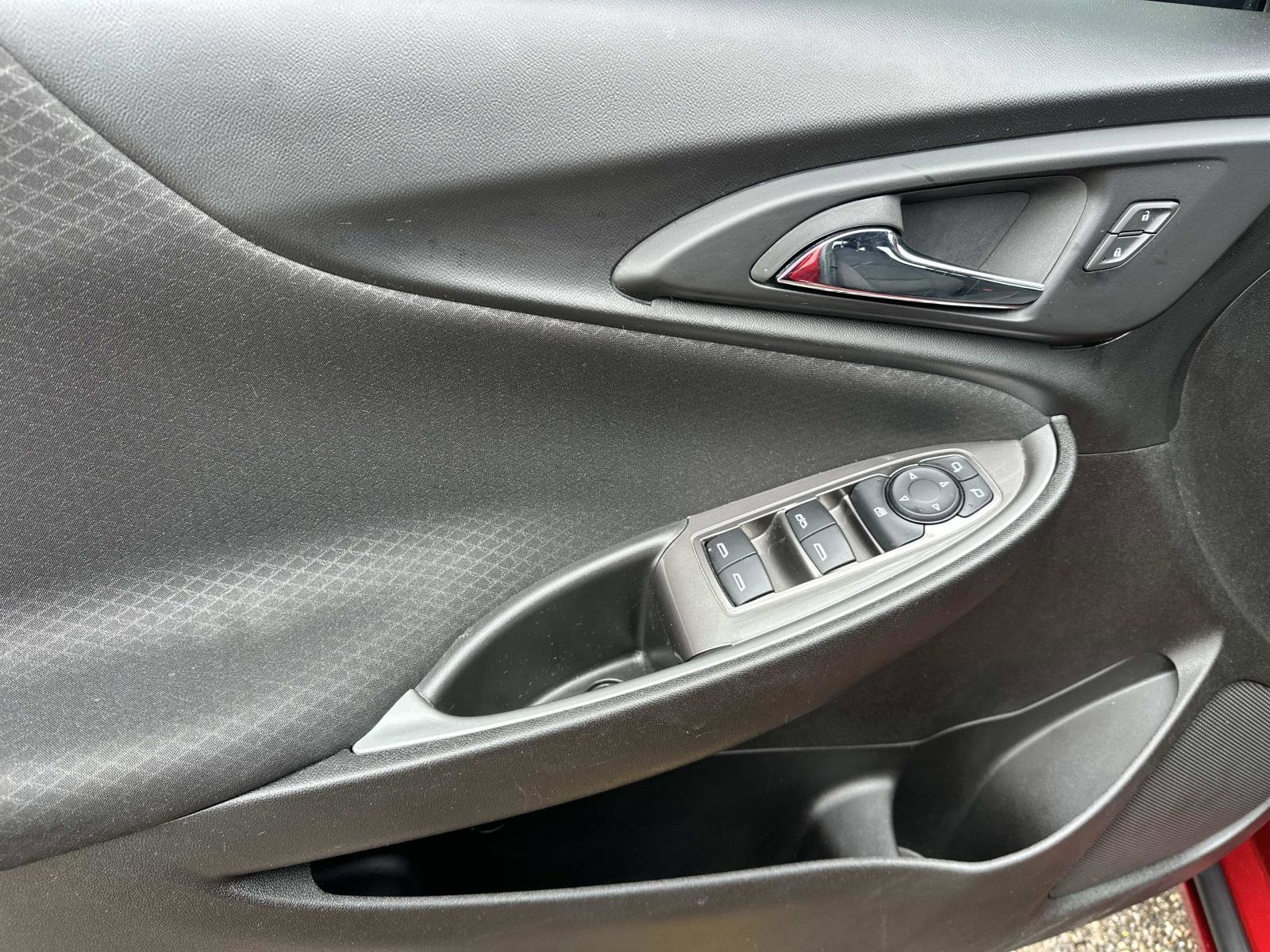 Used 2023 Chevrolet Malibu LT image 14