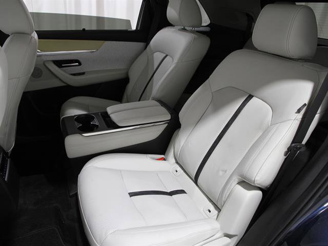 Certified 2025 MAZDA CX-90 3.3 Turbo S w/ Premium Plus image 17