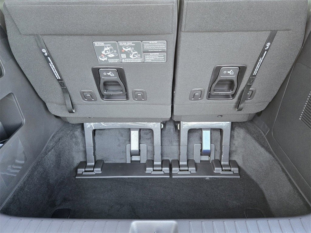 New 2026 Kia Carnival image 24