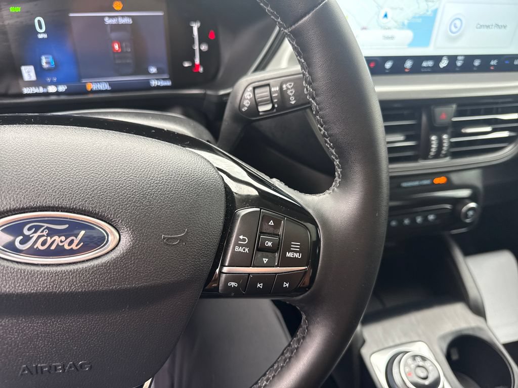 Used 2025 Ford Escape SE FWD image 37