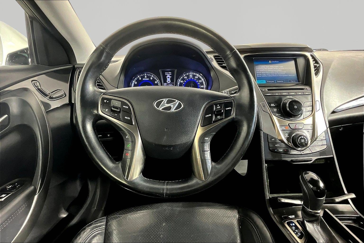 Used 2013 Hyundai Azera FWD image 8