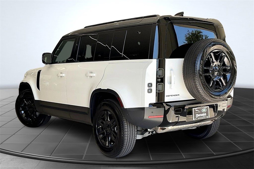 New 2026 Land Rover Defender 110 S image 3