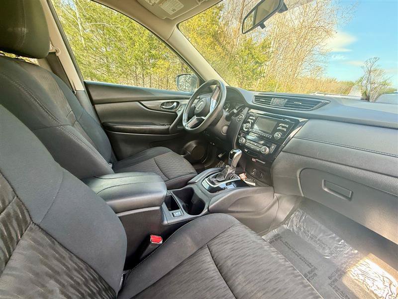 Used 2017 Nissan Rogue SV w/ Midnight Edition AWD/4WD image 26