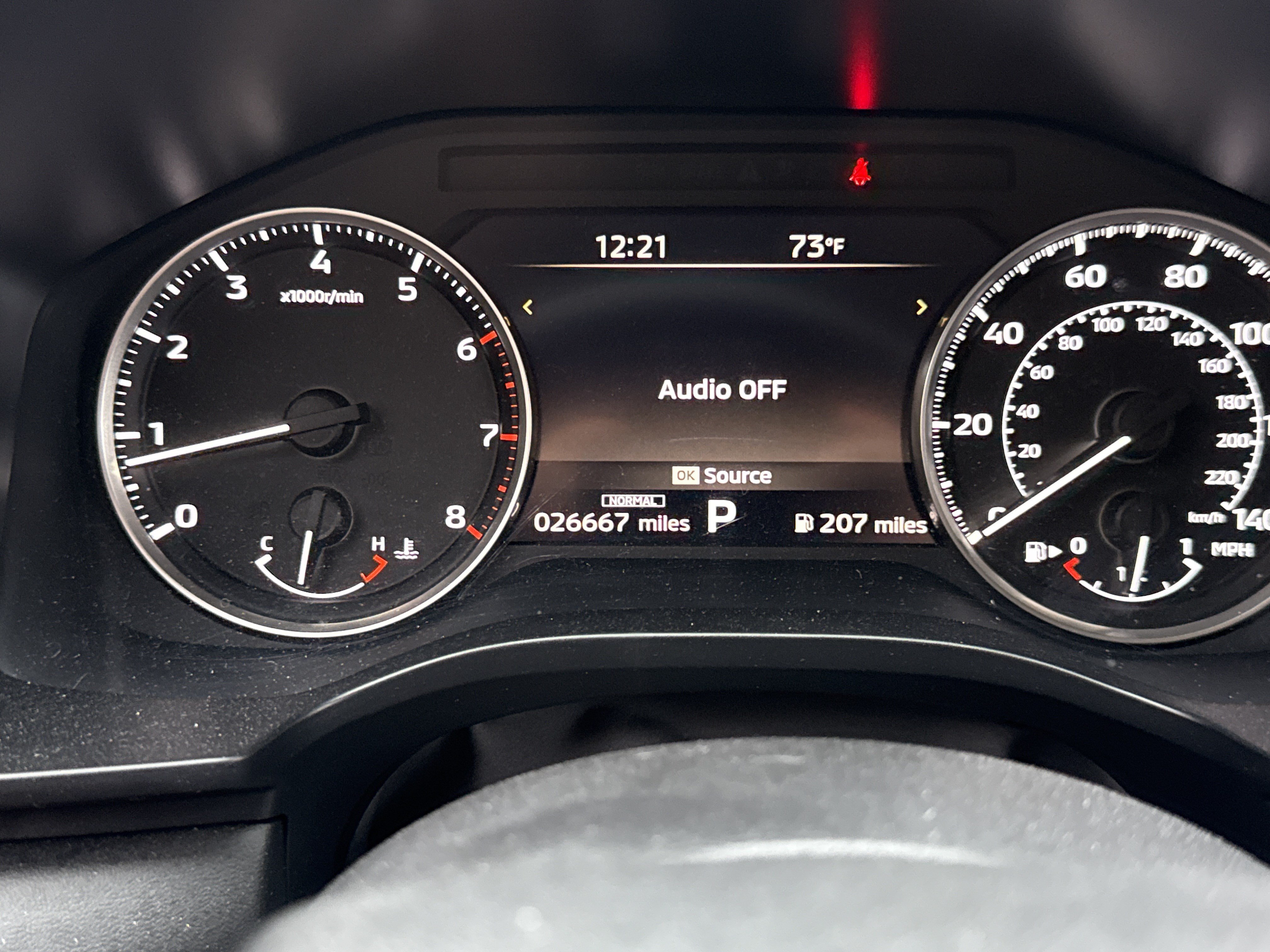 Used 2025 Mitsubishi Outlander SE AWD/4WD image 5