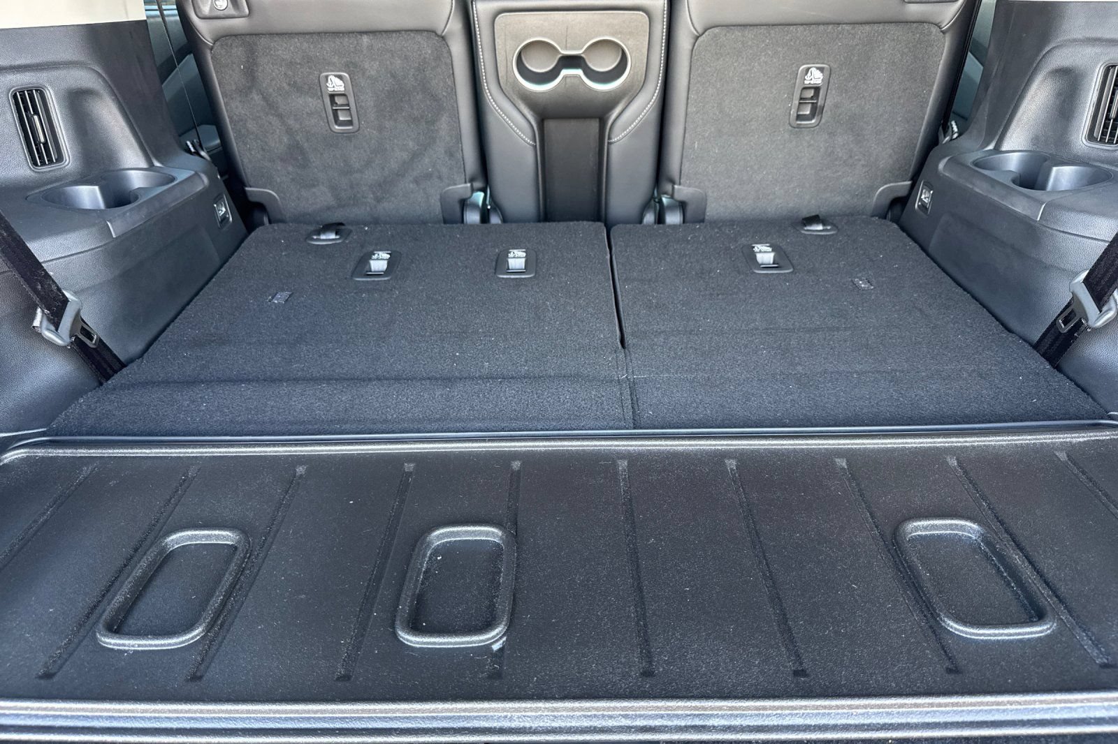 Used 2025 Honda Pilot Touring image 16