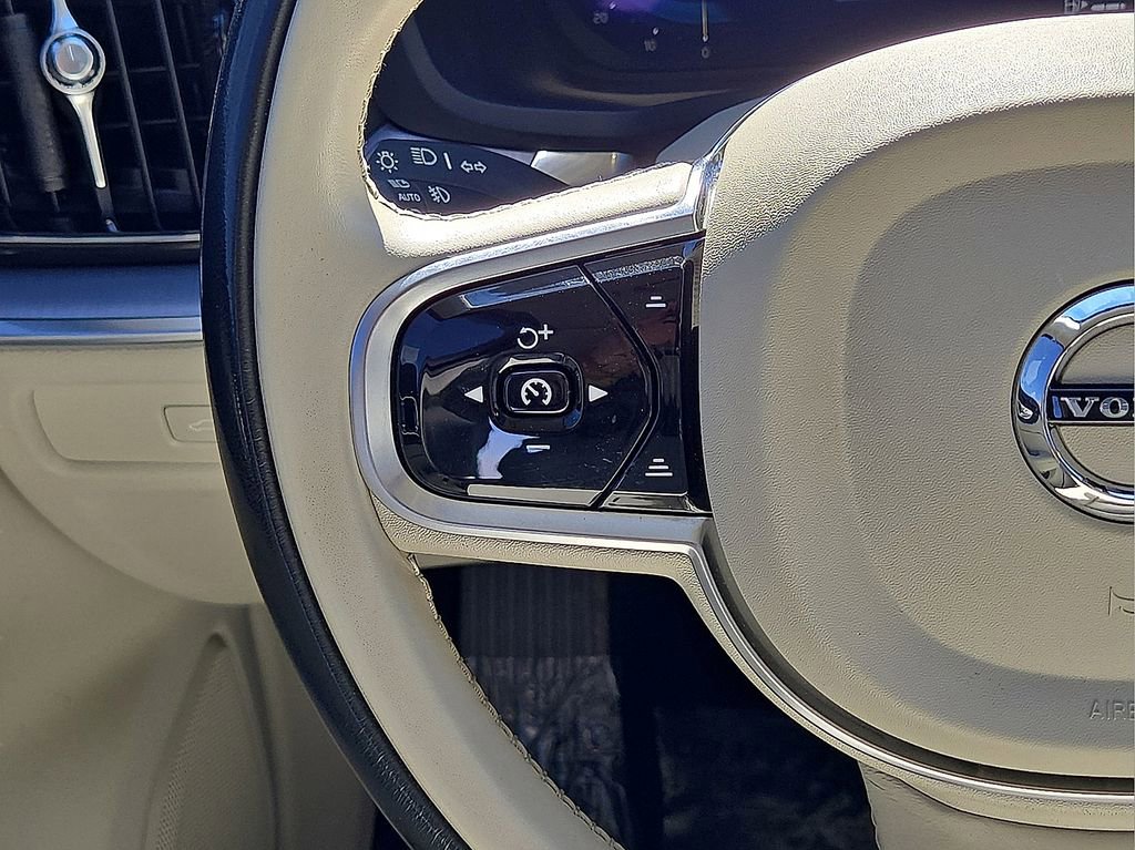 Used 2024 Volvo S60 B5 Core w/ Climate Package image 19