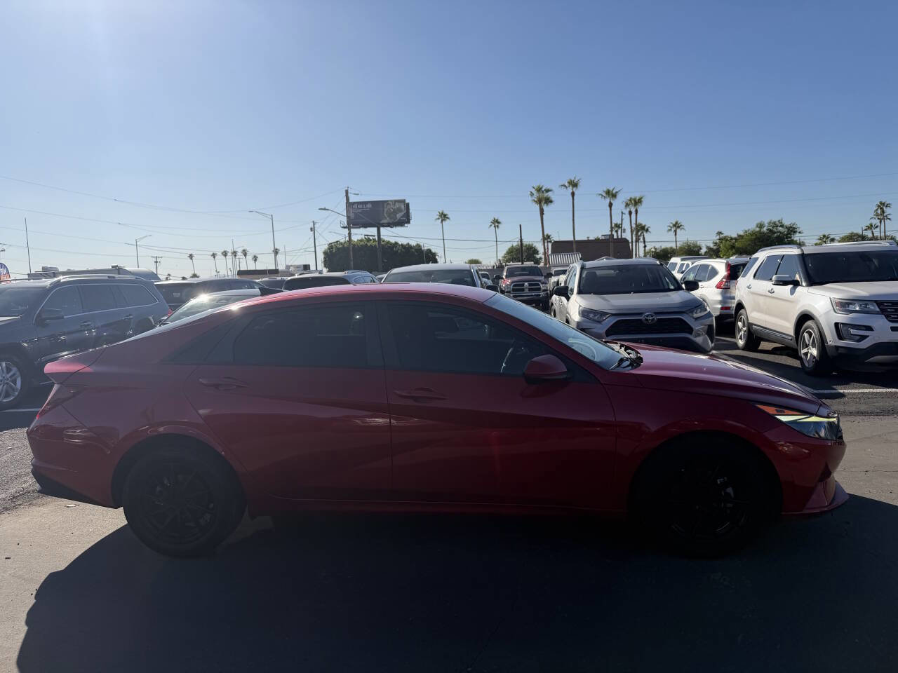 Used 2021 Hyundai Elantra SEL w/ Convenience Package image 9