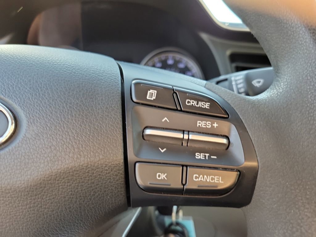 Used 2020 Hyundai Elantra SEL image 19