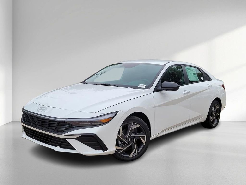 New 2025 Hyundai Elantra SEL