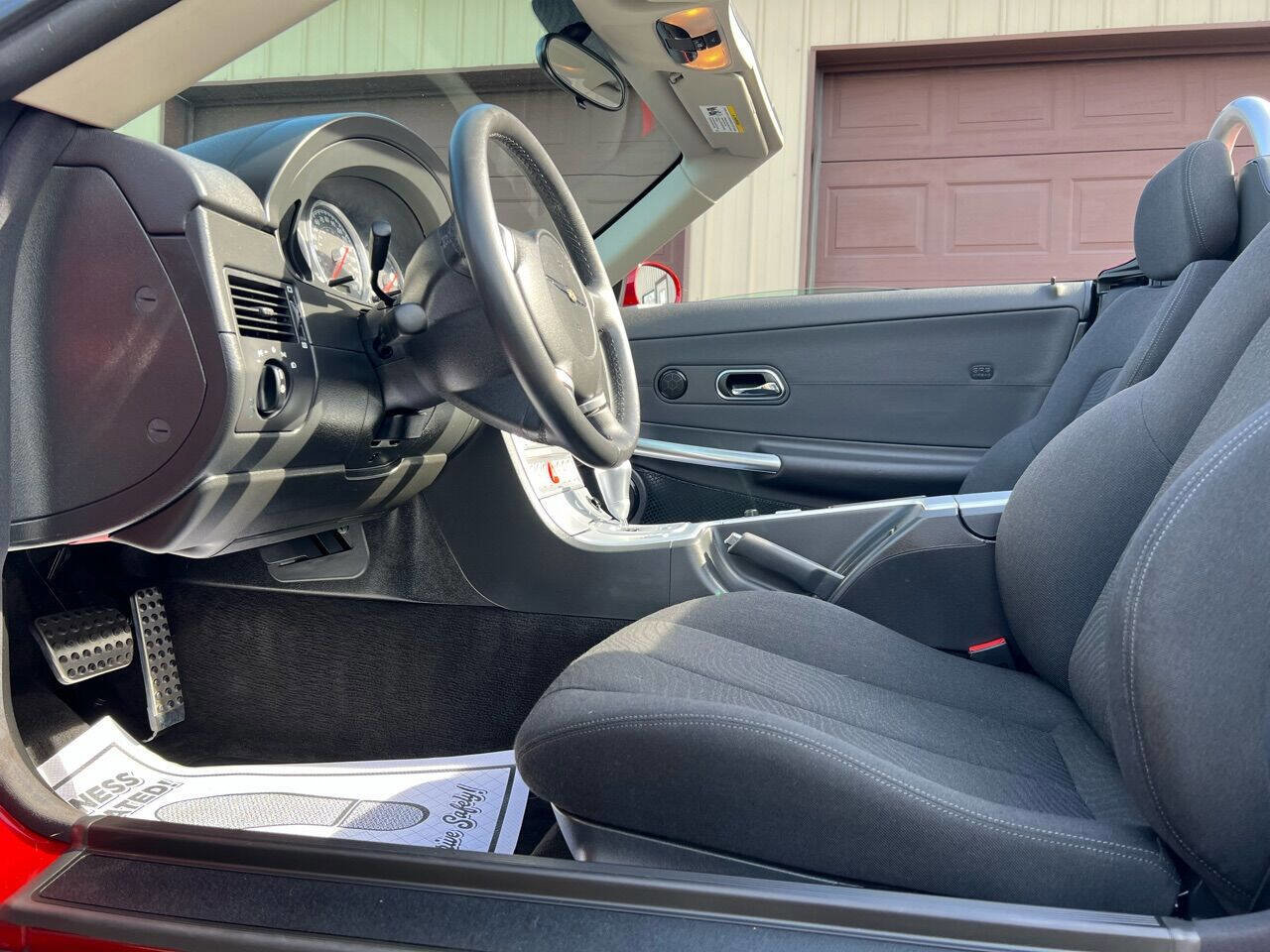 Used 2007 Chrysler Crossfire Convertible w/ Special Edition Group image 31