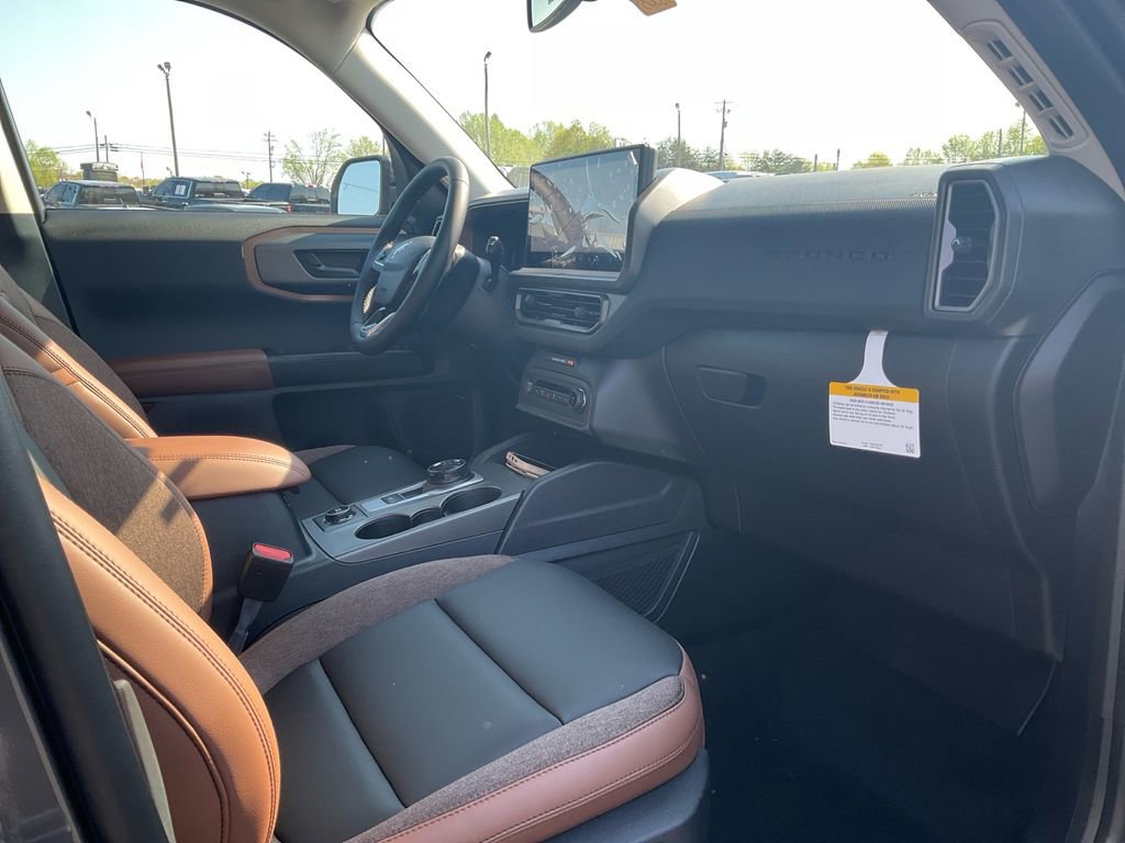 New 2026 Ford Bronco Sport Outer Banks w/ Outer Banks Tech Package+ AWD/4WD image 11