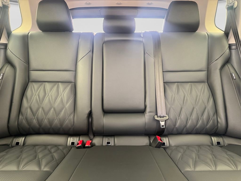 New 2026 Nissan Rogue Platinum w/ Platinum Premium Package image 16