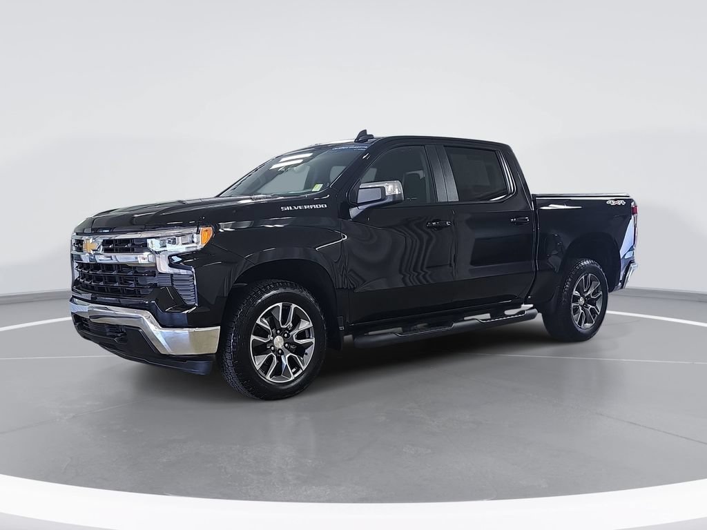 Certified 2025 Chevrolet Silverado 1500 LT AWD/4WD image 9