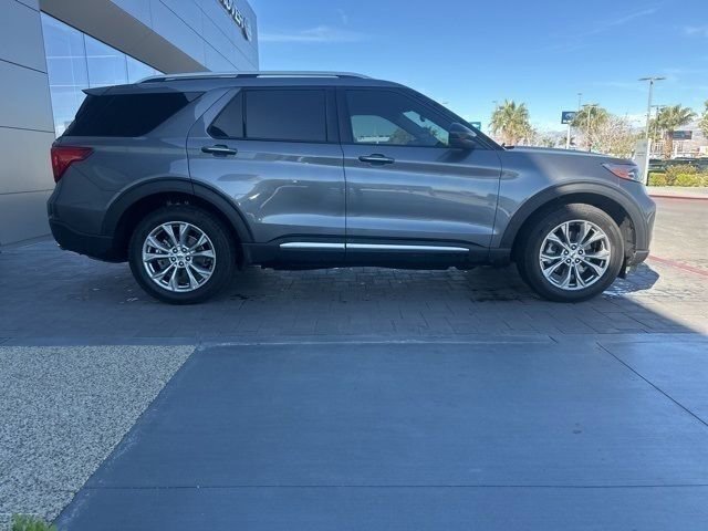 Used 2024 Ford Explorer Limited image 4