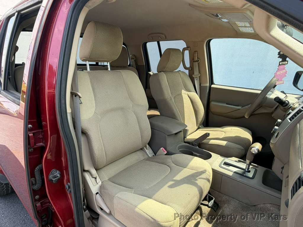 Used 2014 Nissan Frontier SV RWD image 18