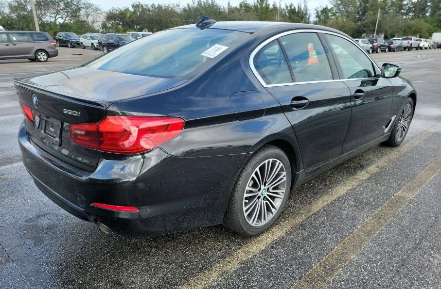 Used 2020 BMW 530i xDrive AWD/4WD image 2