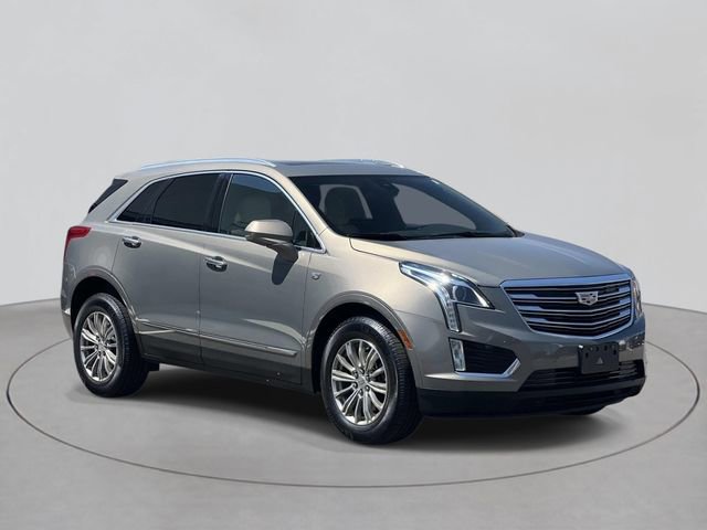 Used 2017 Cadillac XT5 Luxury w/ Driver Awareness Package AWD/4WD image 6