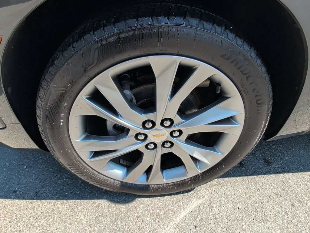 Used 2019 Chevrolet Blazer Premier w/ Sun and Wheels Package AWD/4WD image 9