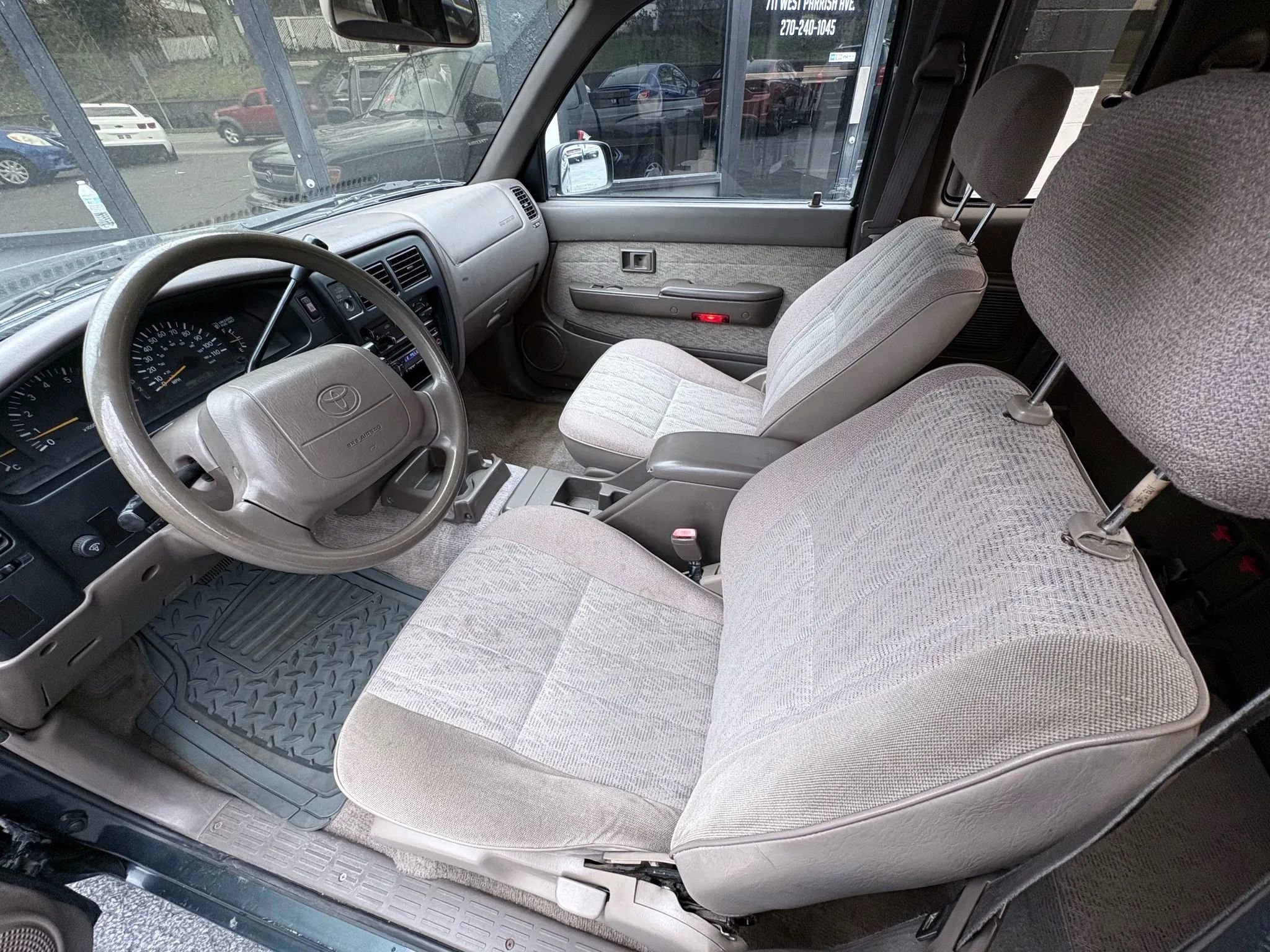 Used 1998 Toyota Tacoma 2WD Xtracab image 11