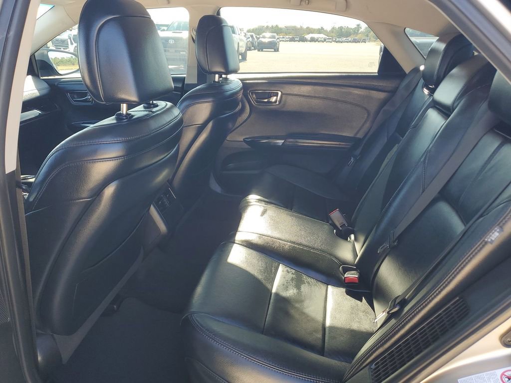 Used 2015 Toyota Avalon XLE Premium image 23