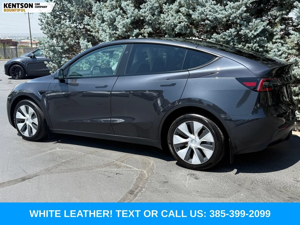 Used 2024 Tesla Model Y Long Range AWD/4WD image 5