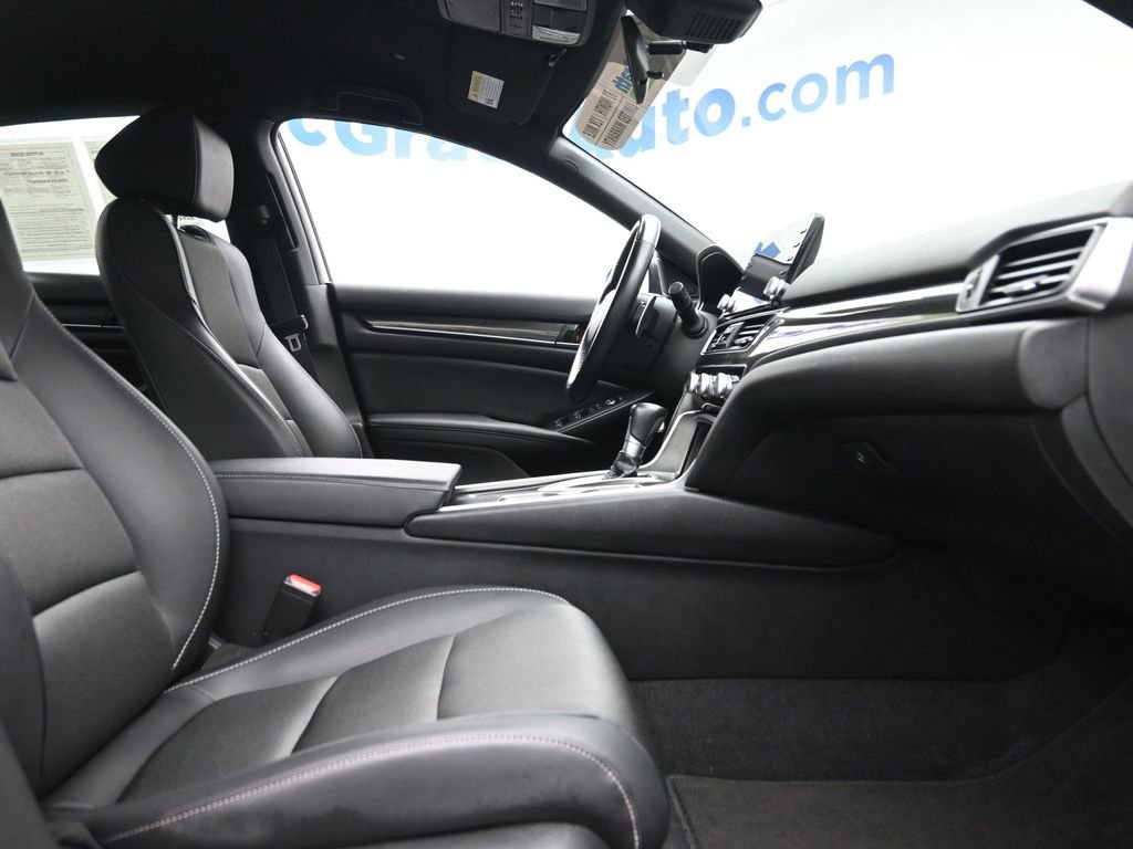 Used 2022 Honda Accord Sport image 7