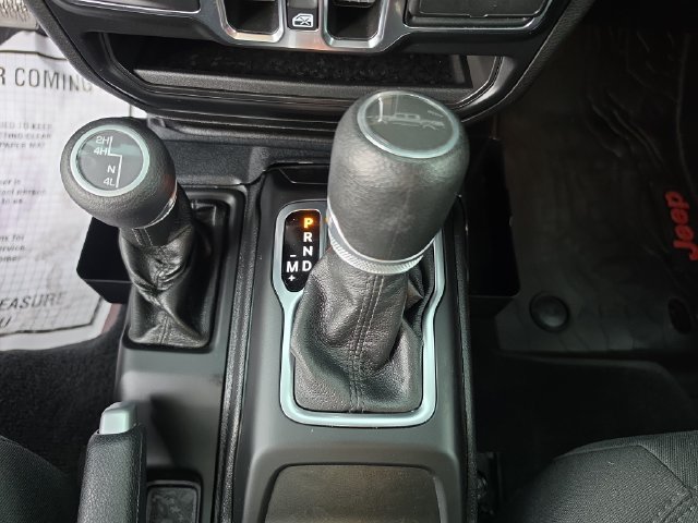 Used 2021 Jeep Gladiator Sport AWD/4WD image 22