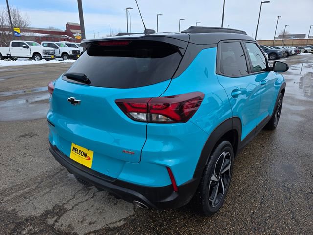 Used 2021 Chevrolet TrailBlazer RS w/ Sun and Liftgate Package image 9