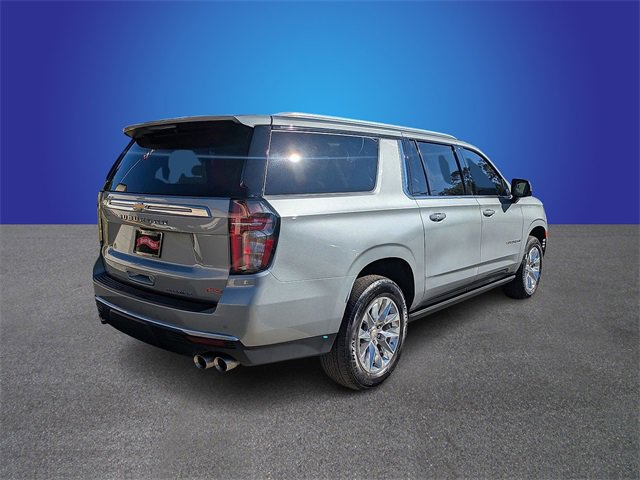 Used 2024 Chevrolet Suburban Premier image 5