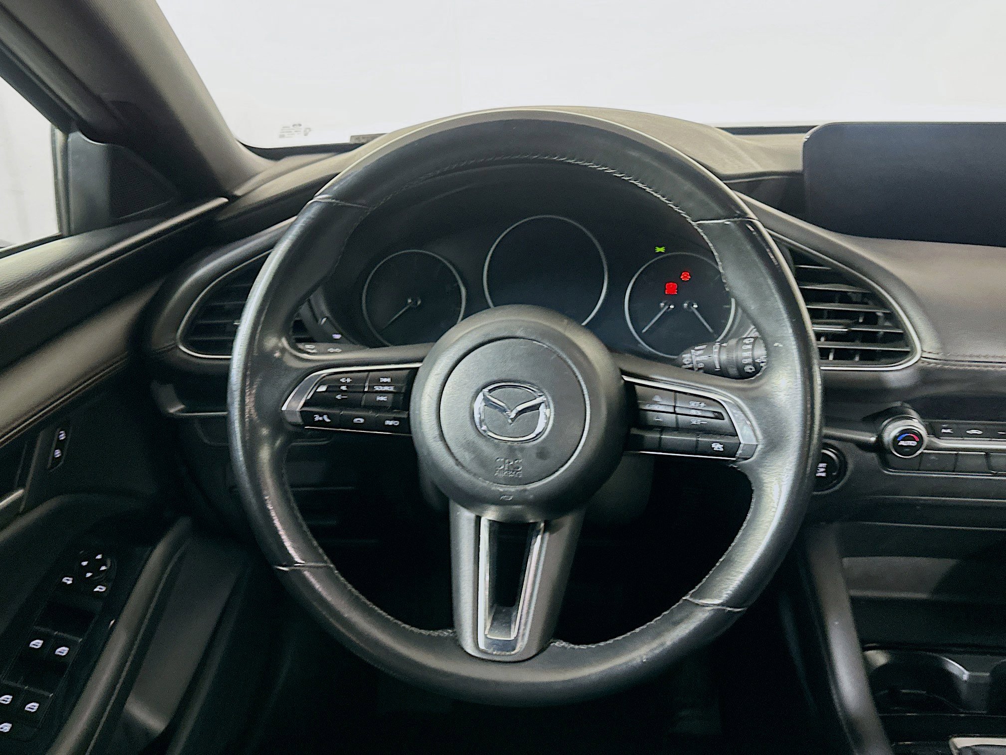 Used 2024 MAZDA MAZDA3 s image 18