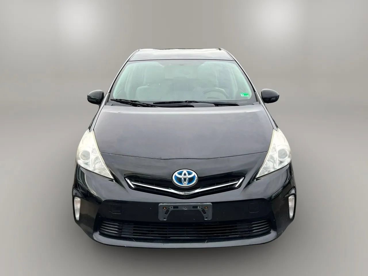 Used 2012 Toyota Prius V Three image 3