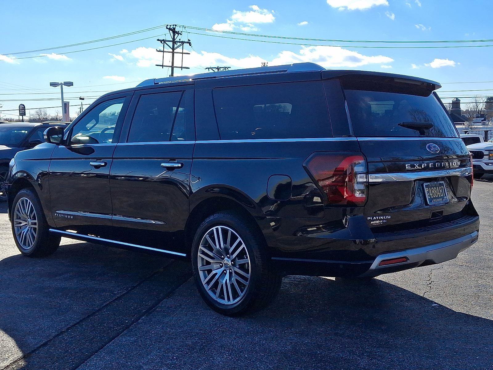 Used 2022 Ford Expedition Max Platinum image 4