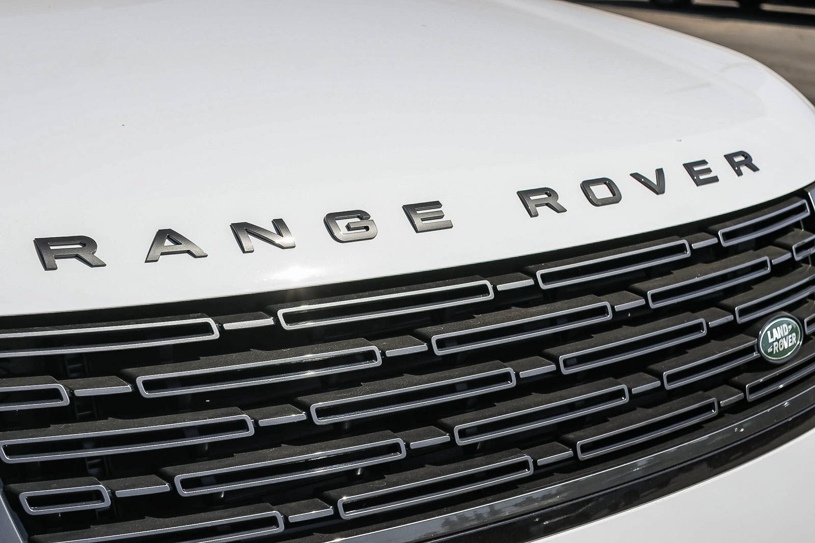 New 2026 Land Rover Range Rover SE AWD/4WD image 16
