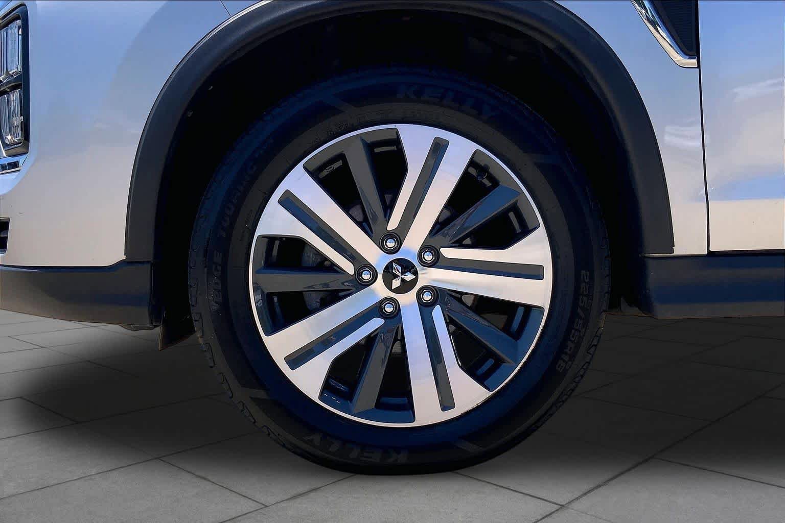 Used 2024 Mitsubishi Outlander Sport SE AWD/4WD image 11