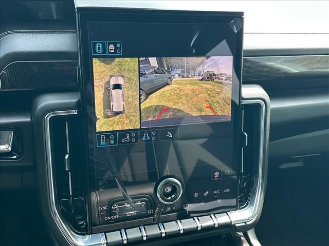 New 2026 GMC Yukon Elevation w/ Elevation Premium Package AWD/4WD image 34