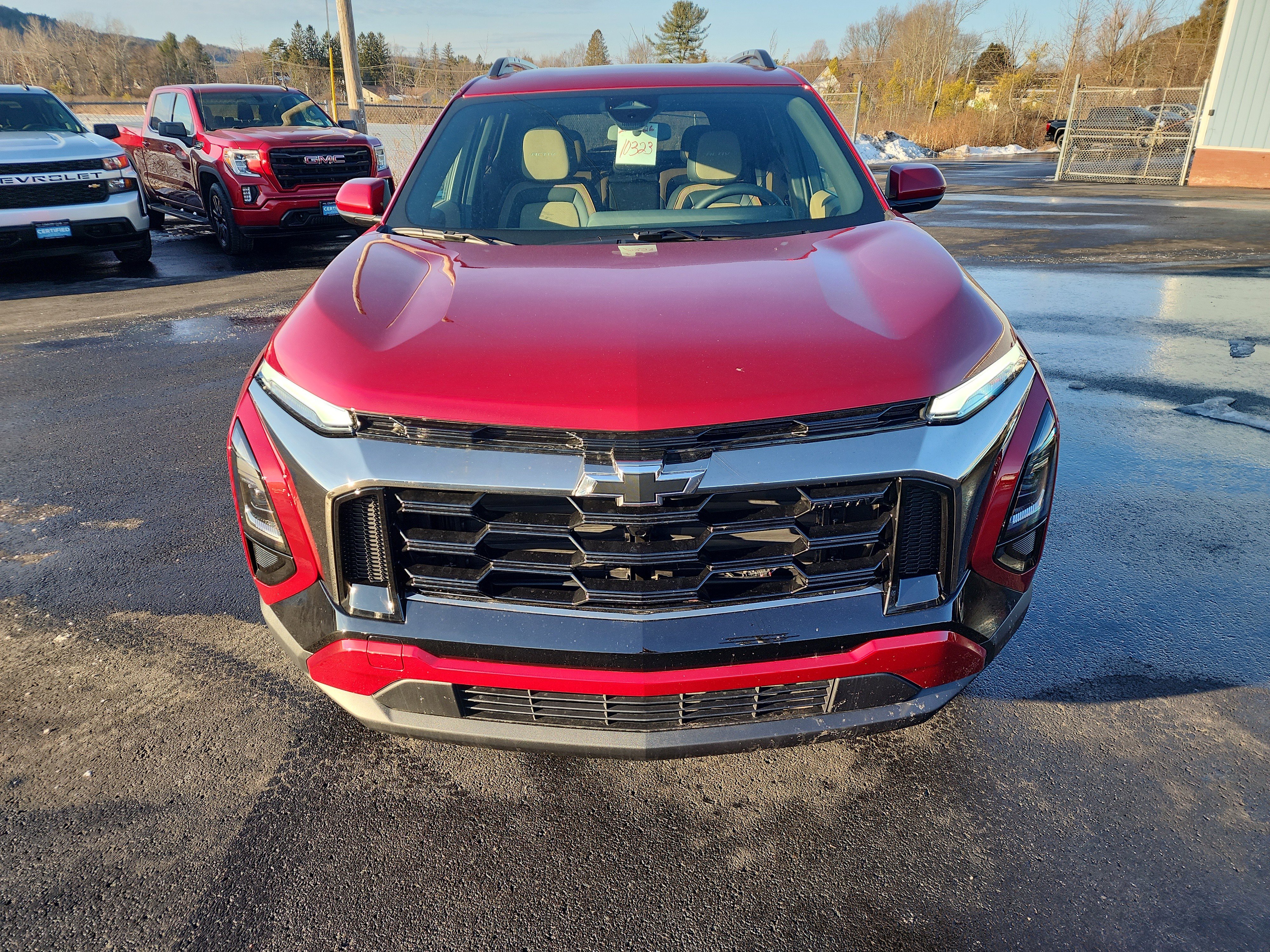 New 2026 Chevrolet Equinox ACTIV image 3