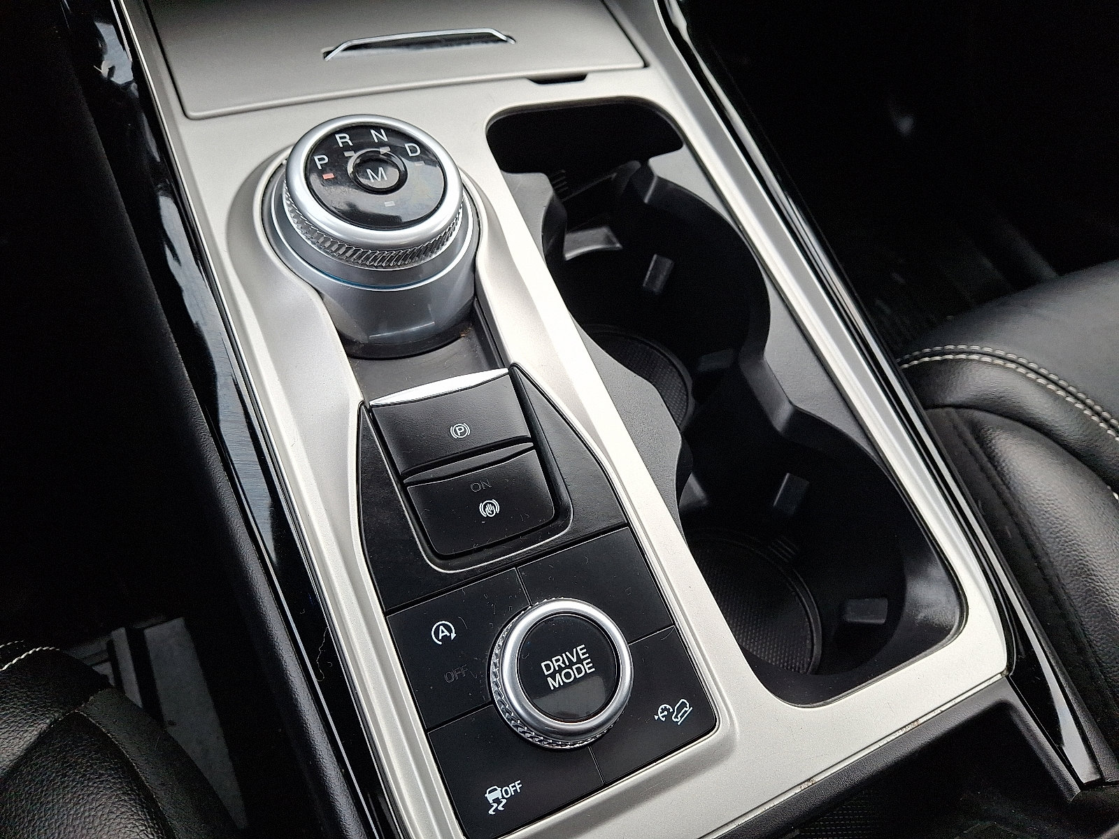 Certified 2023 Ford Explorer ST w/ Equipment Group 401A image 16