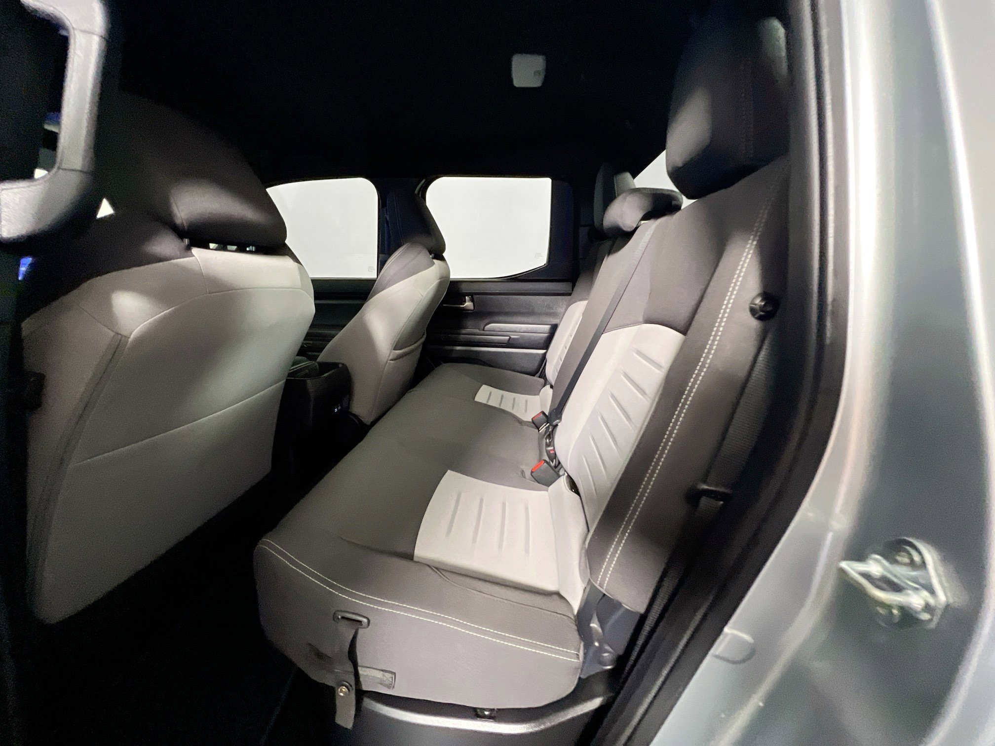 Used 2025 Toyota Tacoma TRD Sport image 29