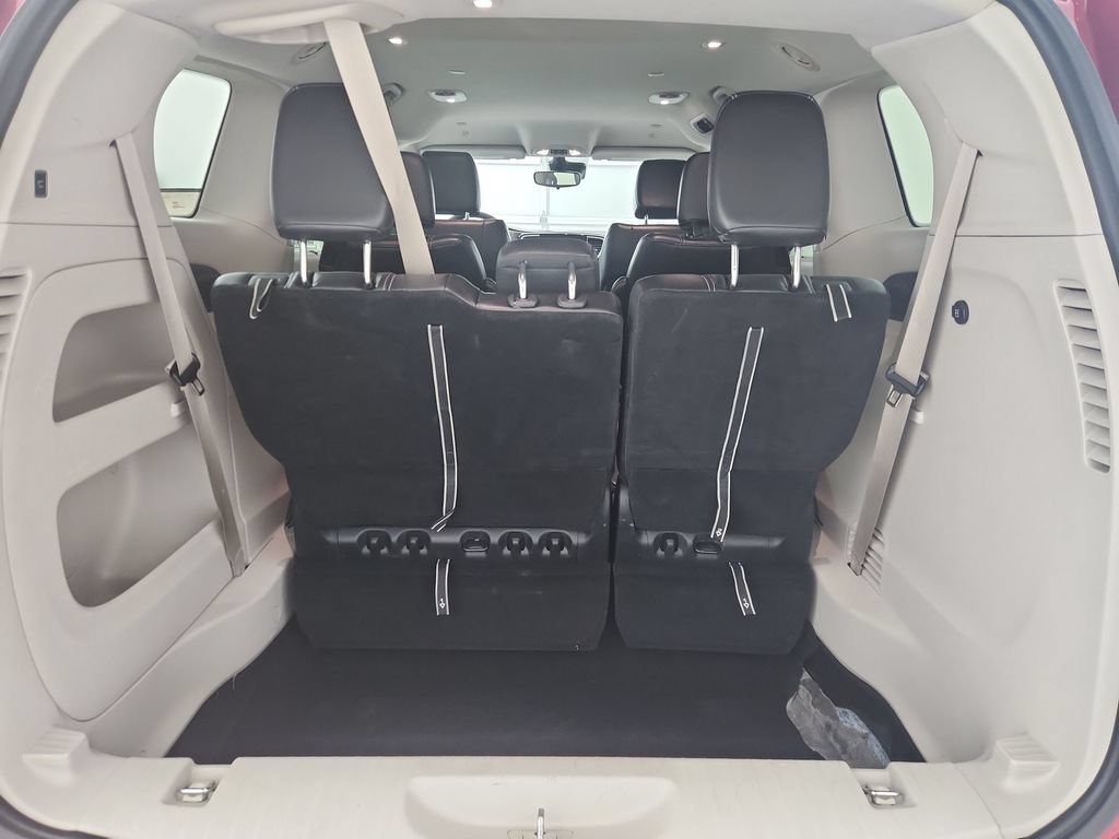 Used 2024 Chrysler Pacifica Touring-L FWD image 36