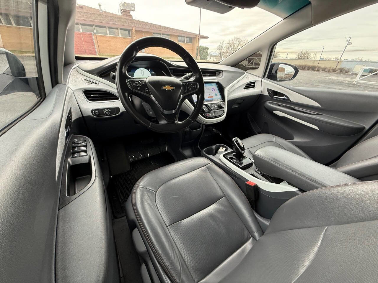 Used 2021 Chevrolet Bolt Premier w/ Infotainment Package image 9