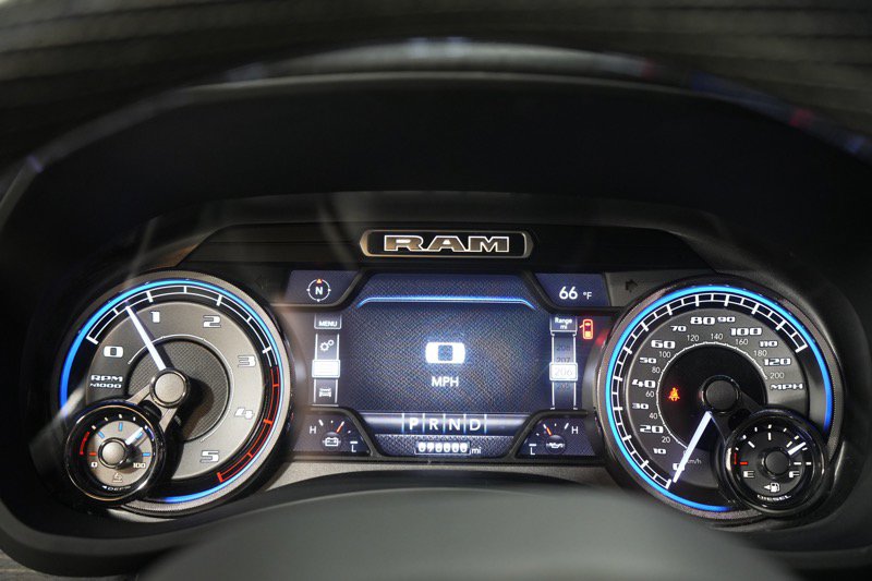 Used 2019 RAM 3500 Limited image 25