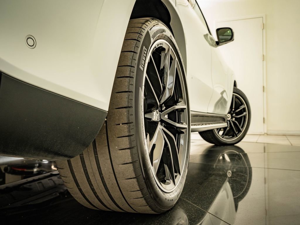 Used 2025 Mercedes-Benz GLS 450 4MATIC image 57